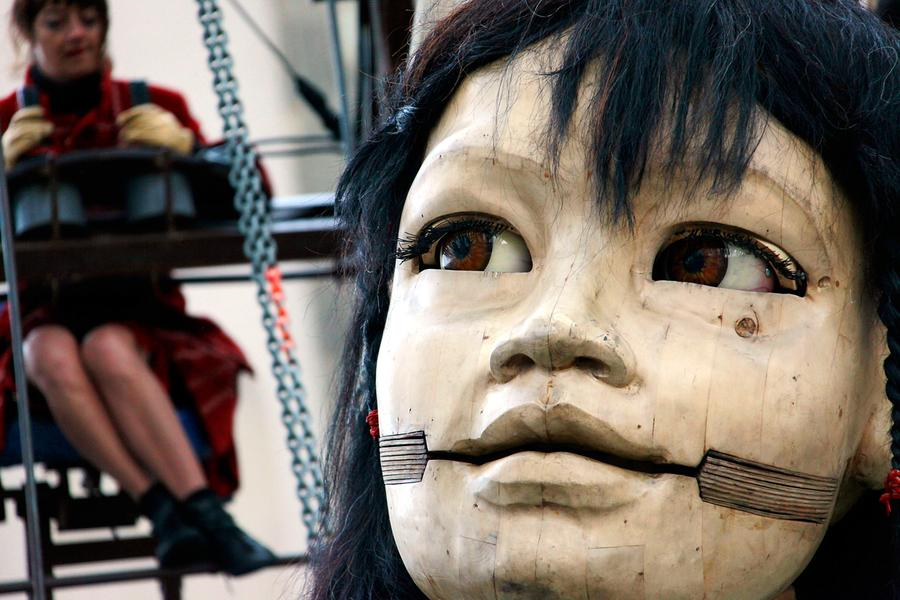 The Giant of Royal de Luxe Weird News, Santa Fe, NM